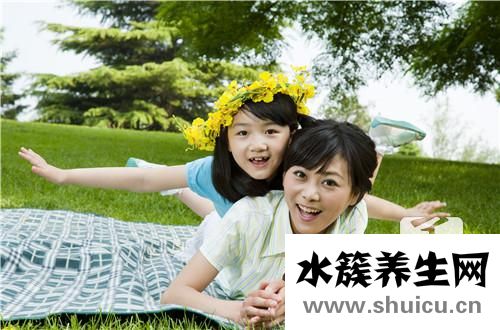 小孩頭發怎么扎好看