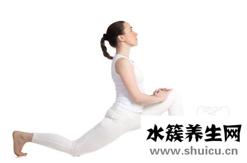 女性分泌物呈褐色