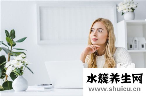 內(nèi)心極度自卑人表現(xiàn)