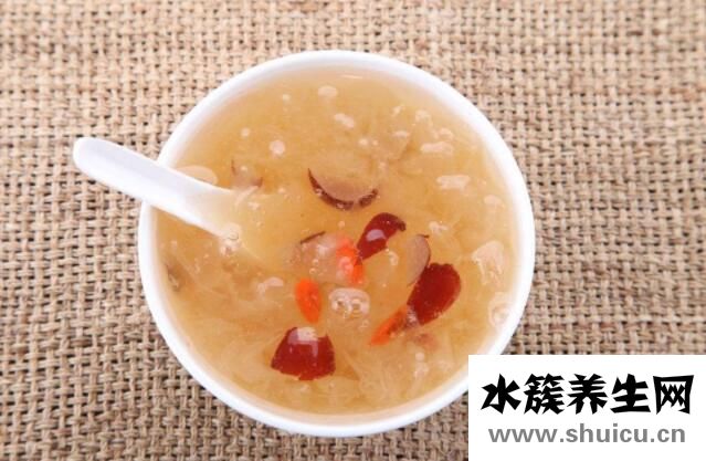 秋季養(yǎng)生湯