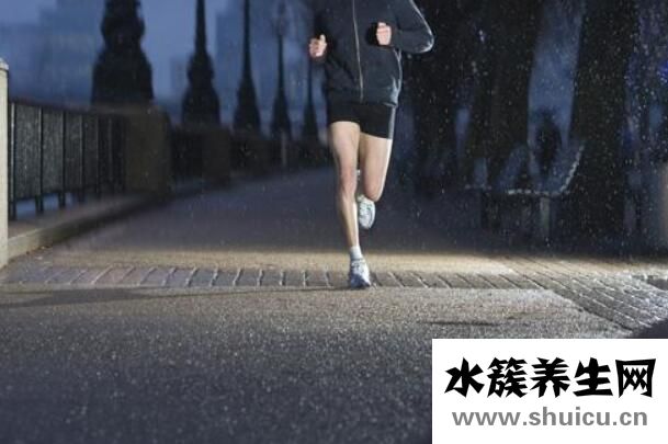 晚上運動的最佳時間