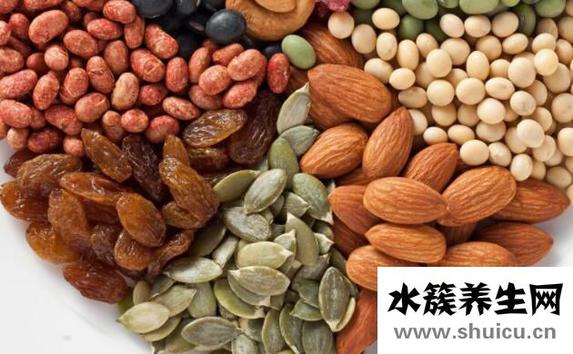 嘴唇發黑是怎么回事