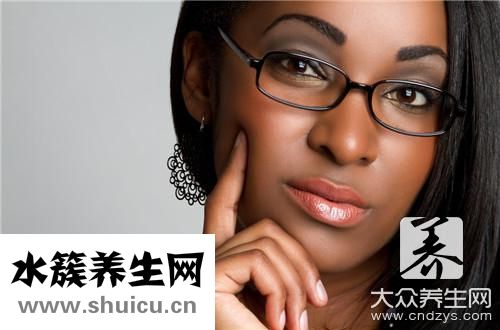 臉上像痣一樣小黑點