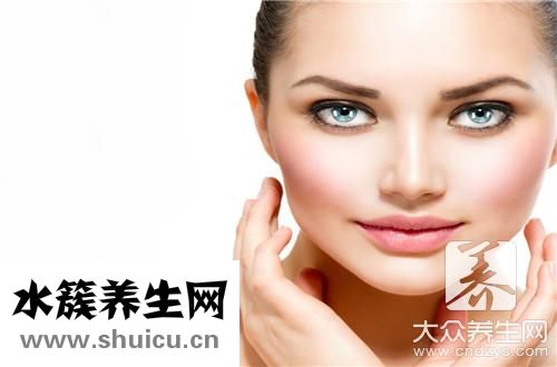 兩眉毛之間有豎紋