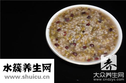 女性每天五谷雜糧粥