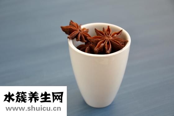 山芹菜怎么做好吃