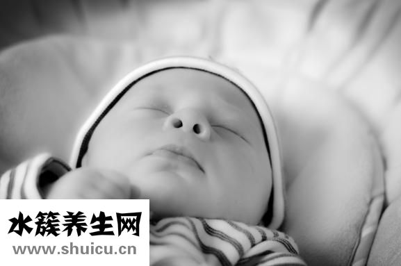 嬰兒洗發(fā)液