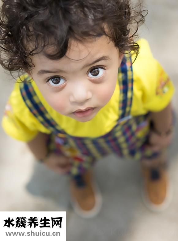 嬰兒幾個月會爬