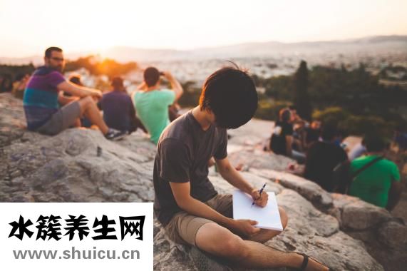 頭頂頭發少怎么辦