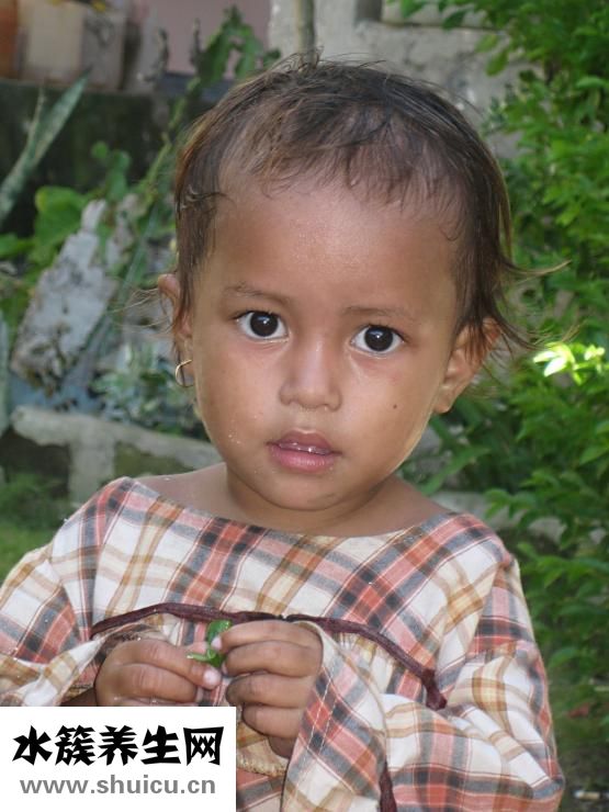 嬰兒多大不吐奶