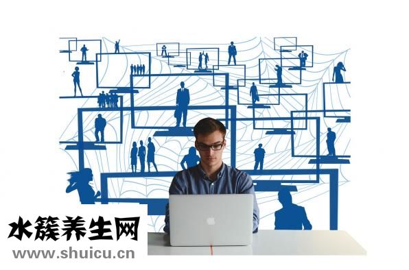 榨果汁要加水嗎