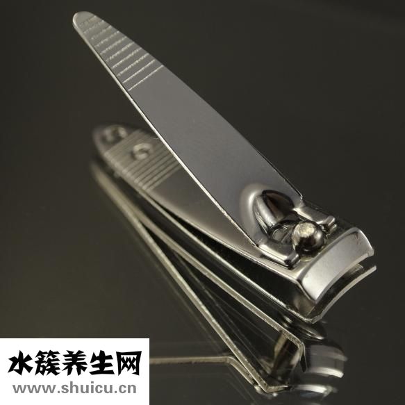 貼甲片怎么卸下來