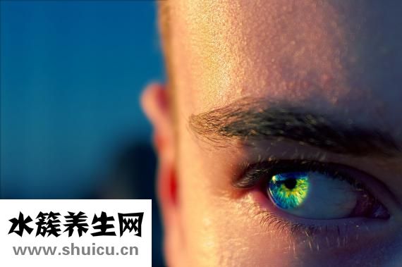 內(nèi)雙怎么畫眼線