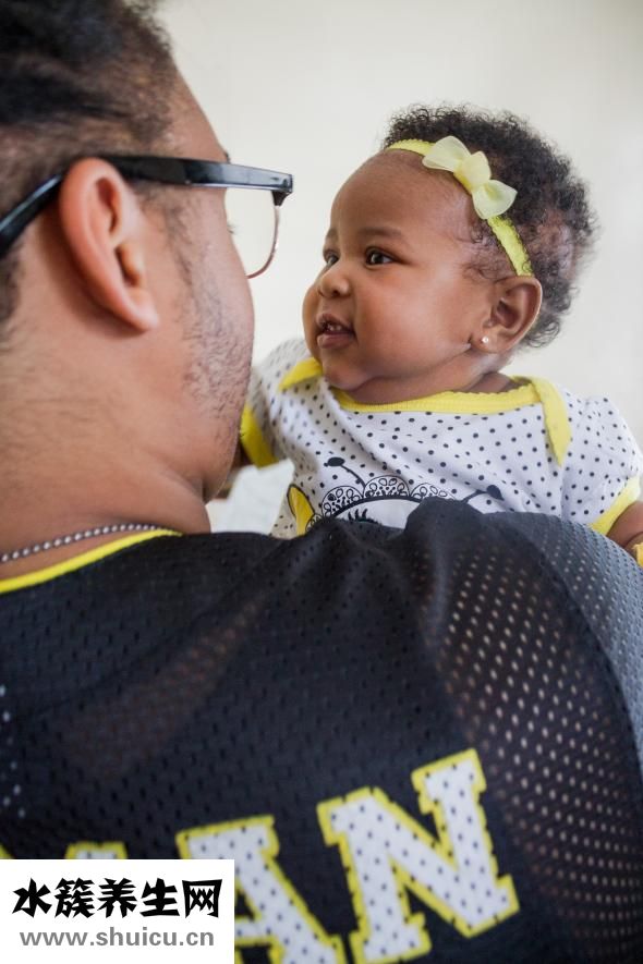 好孩子推車怎么折疊