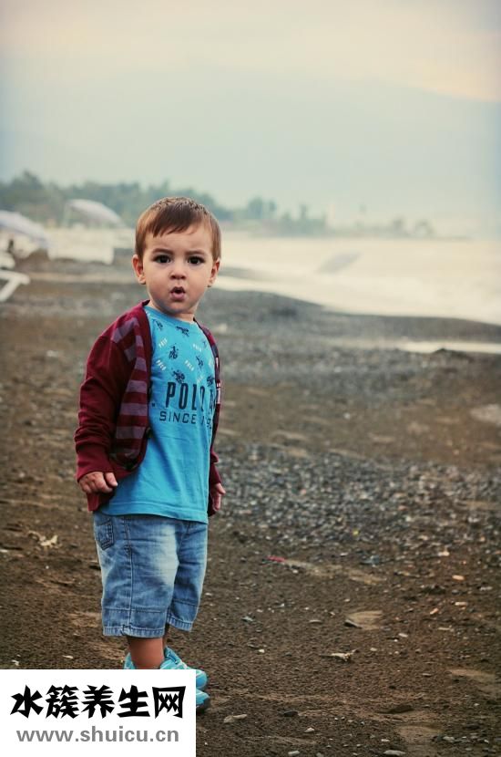 小孩經(jīng)常發(fā)燒怎么辦