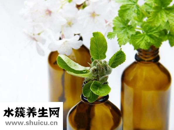 臉上出油長痘怎么辦