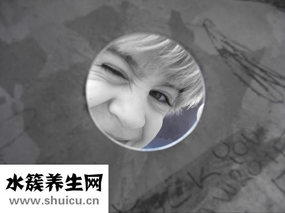 臉上的毛孔粗怎么辦