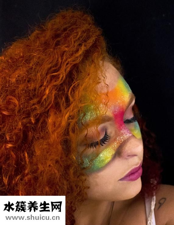 臉上的毛孔粗怎么辦