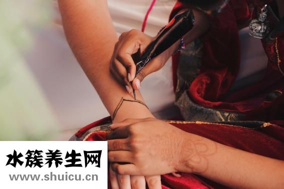 如何鍛煉手臂肌肉