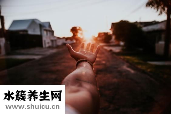 怎么預(yù)防老年斑