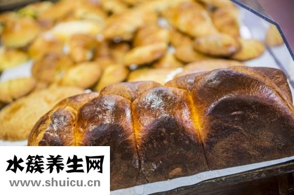 如何給寶寶添加輔食