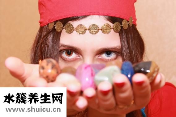 圓臉適合燙什么發型