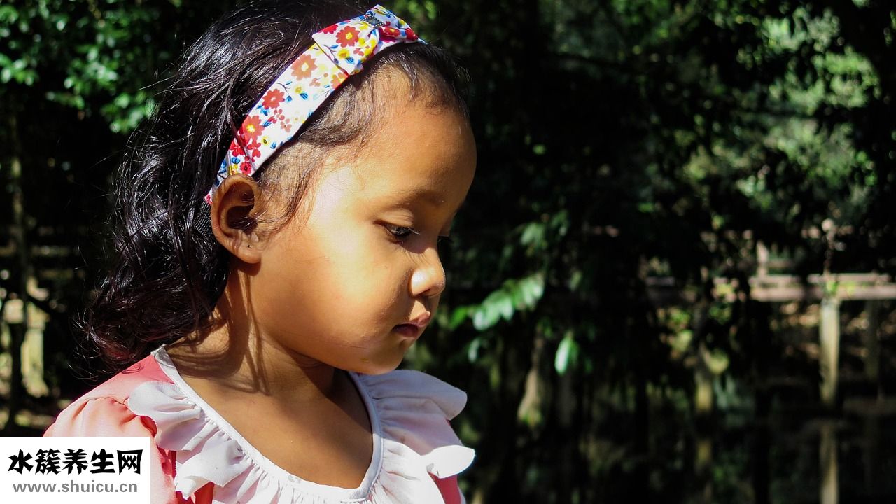 孩子愛咬東西怎么辦