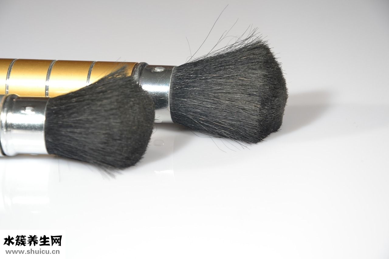 假睫毛濃密怎么貼