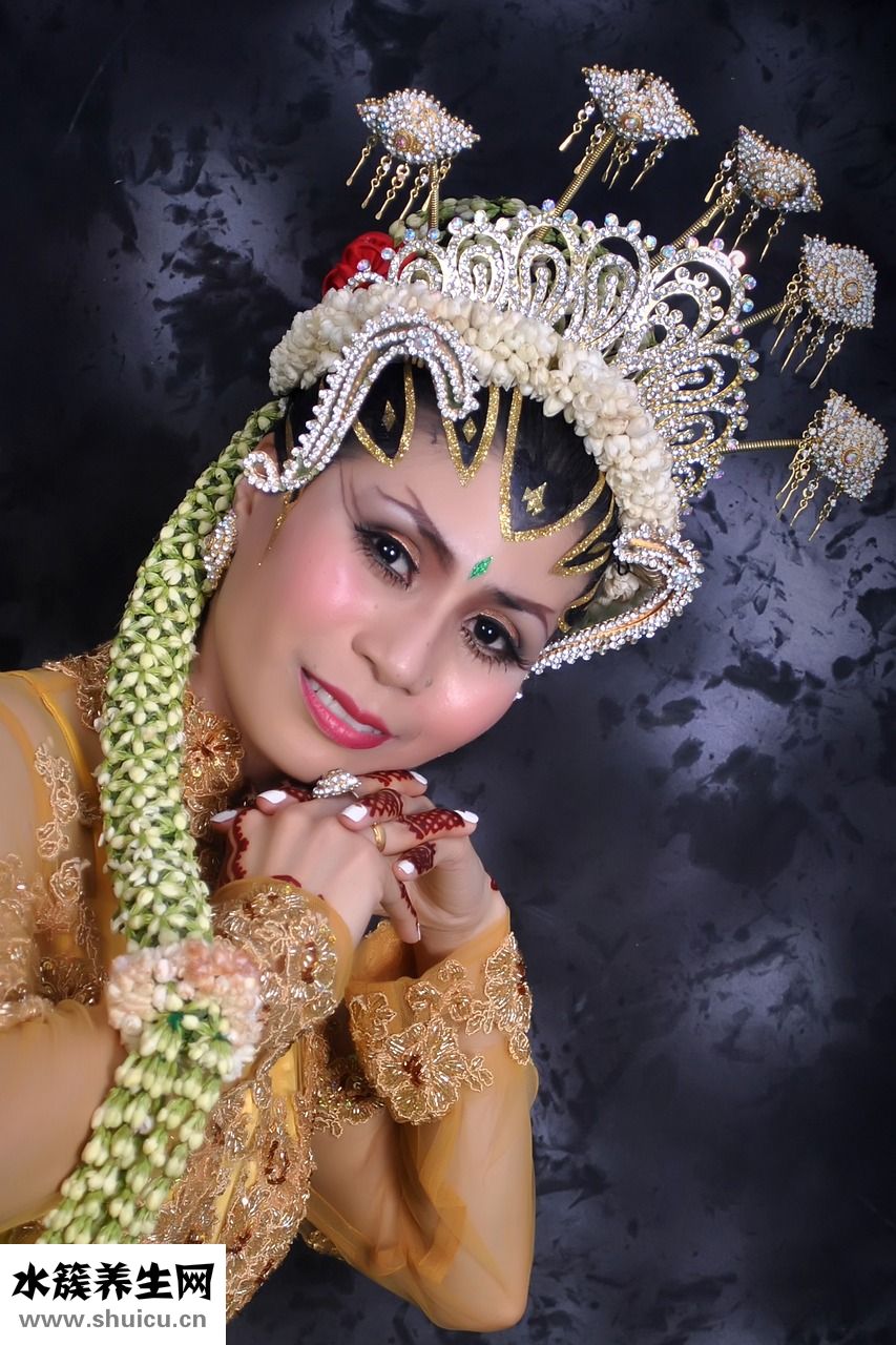 眉間有皺紋怎么辦