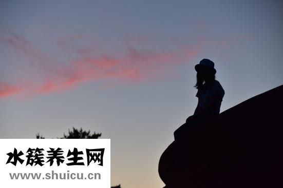 孩子拉肚子吐怎么辦