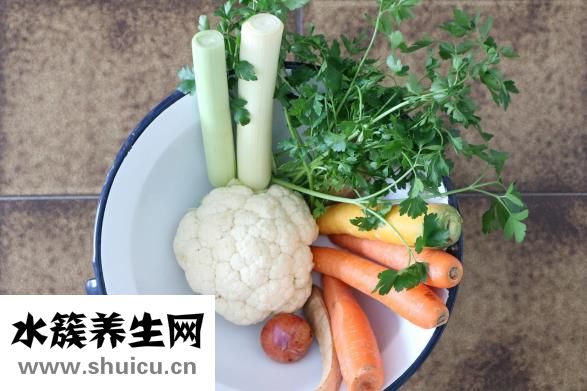 黃鱔骨頭湯怎么做