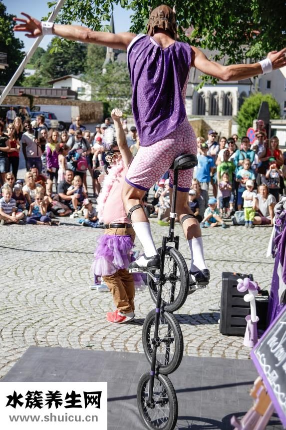 輕癱試驗怎么做