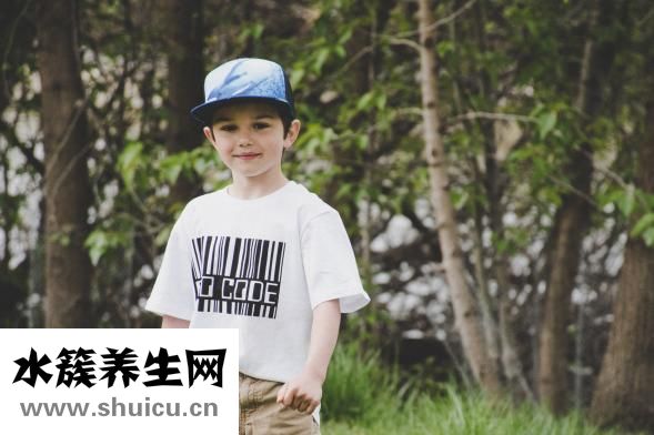 孩子怕黑怎么辦