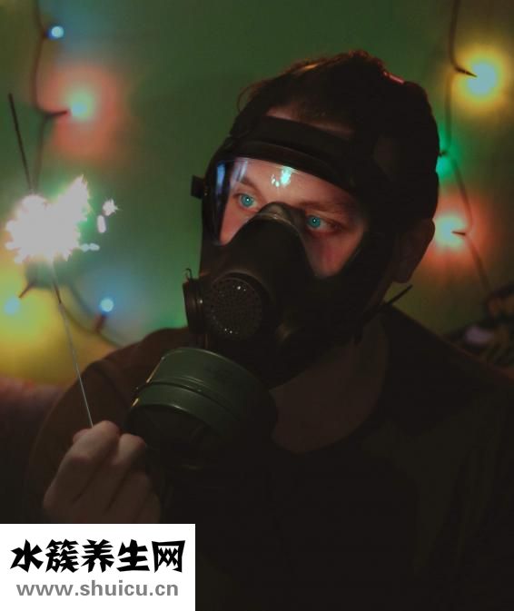 霍建華眼睛怎么了