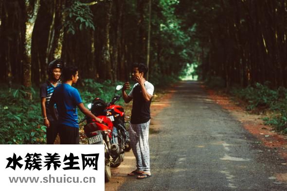 腸鳴音屁多怎么治