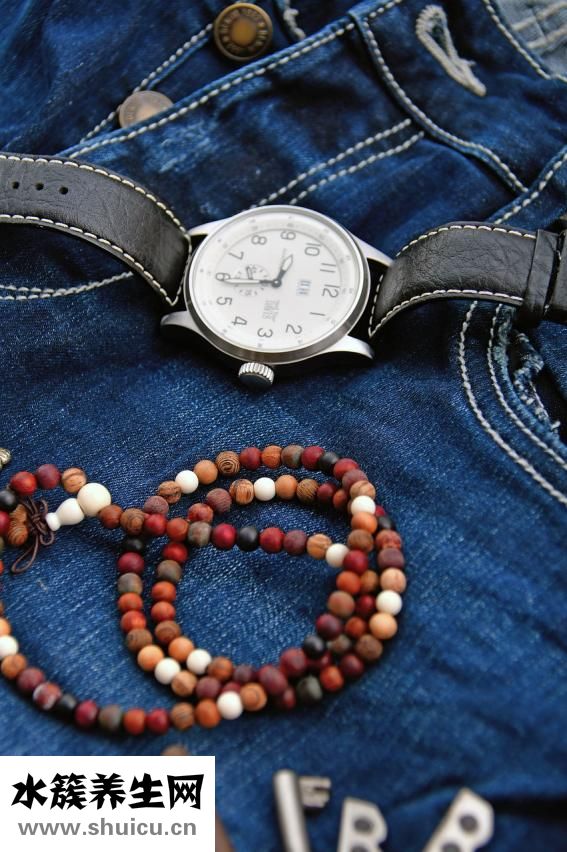 寶寶連體衣怎么開檔