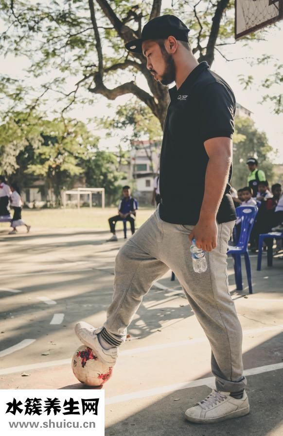 寶寶連體衣怎么開檔