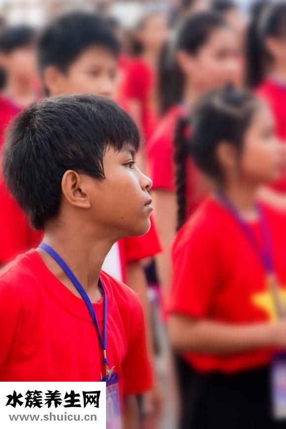 兒童膝外翻怎么治療