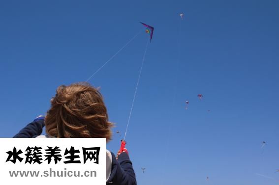 結膜炎怎么引起的