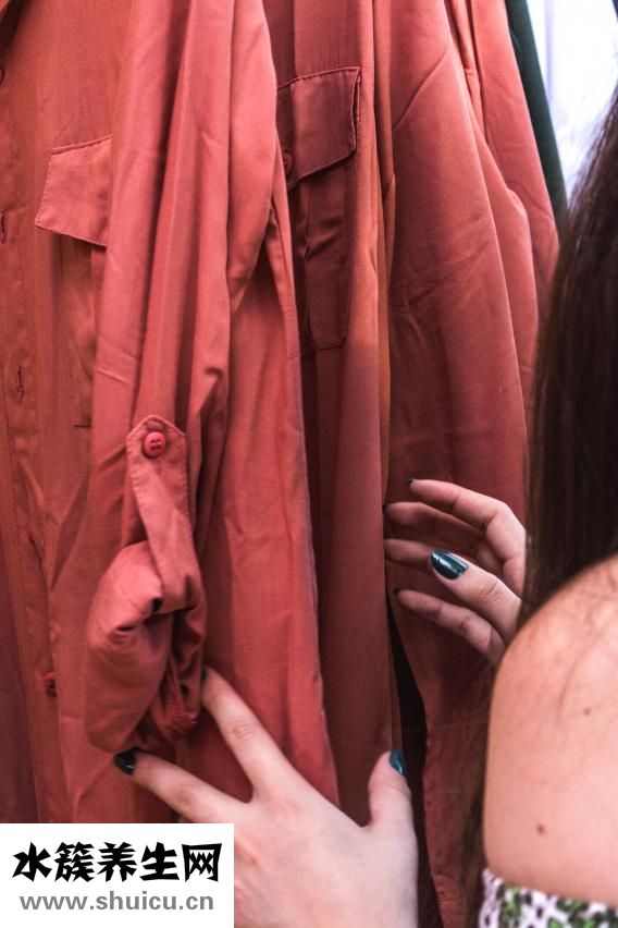 衣服上油墨怎么洗