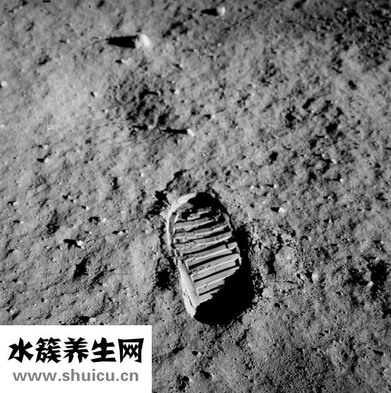 取硅油的手術怎么做