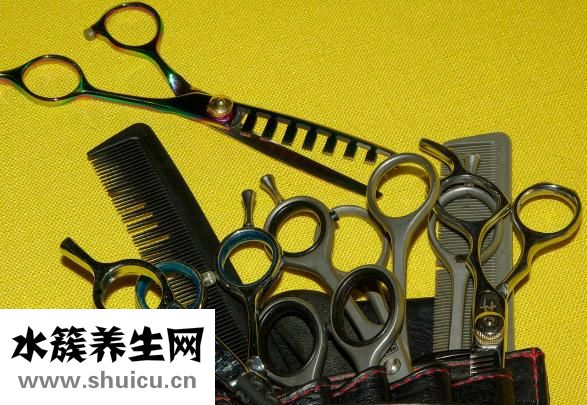 男生頭發怎么變蓬松