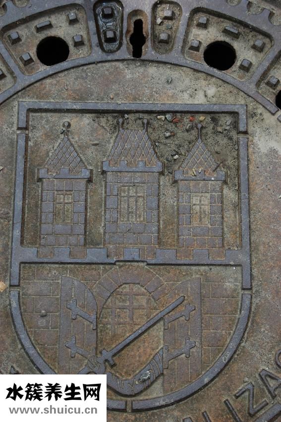 男生頭發怎么變蓬松