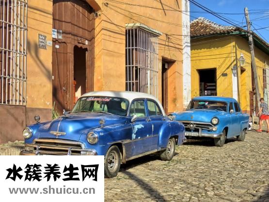 汽車車衣怎么疊