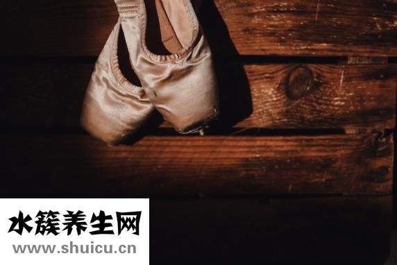 怎么看鼻梁高低