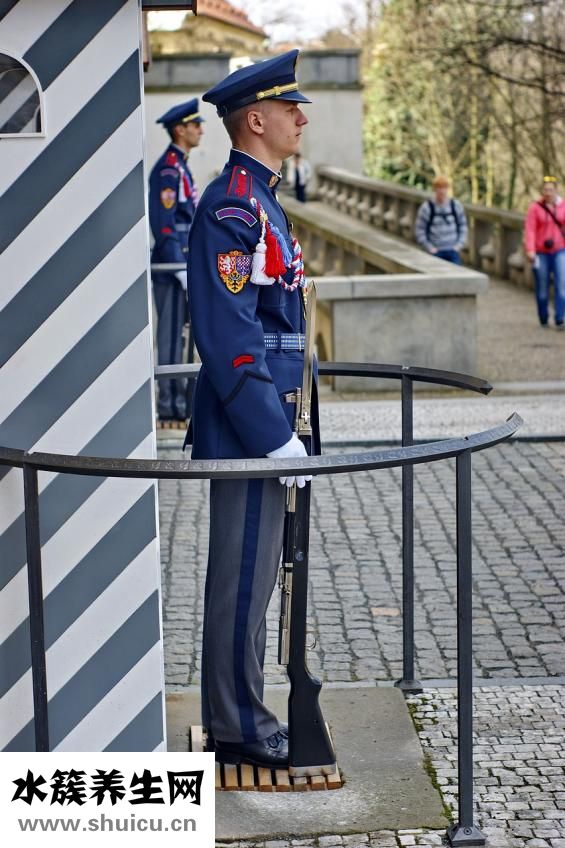 哨兵痔怎么消除