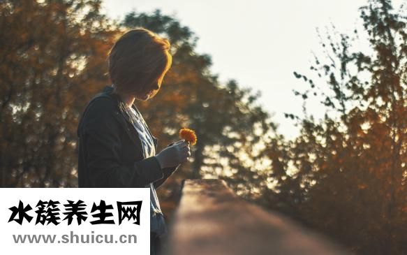 兩側(cè)頭發(fā)稀少怎么辦