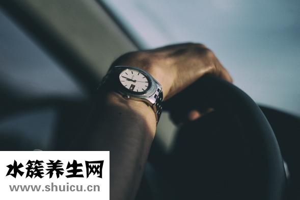 兩側(cè)頭發(fā)稀少怎么辦