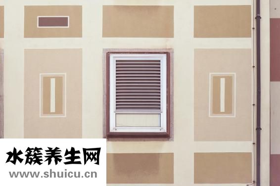 大門對著窗戶怎么解