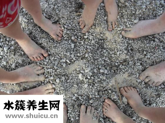 腿摔斷了怎么治